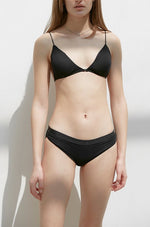 Bild in den Galerie-Viewer laden, Gia Bügelloser Soft-BH - Schwarz