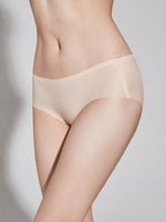 Bild in den Galerie-Viewer laden, Unsichtbarer Full-Slip Micro Shapewear
